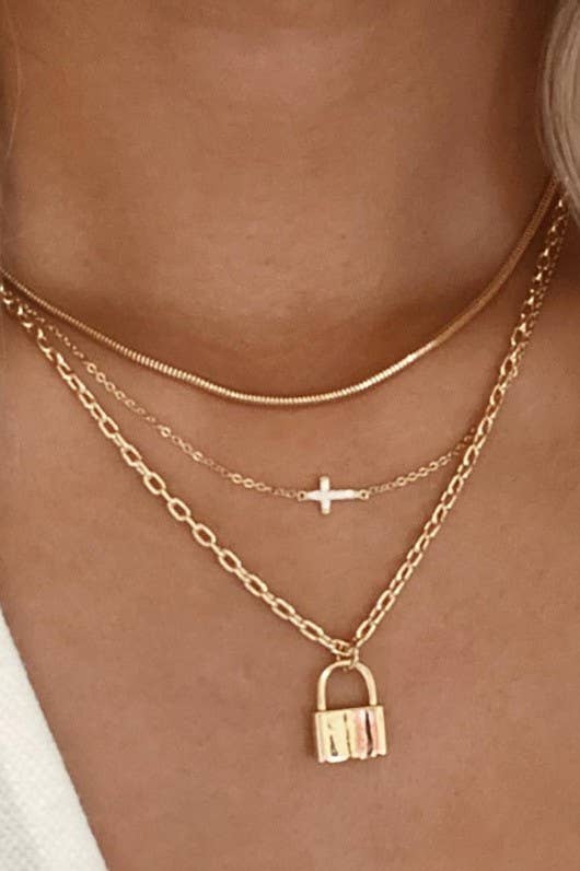 LAYERED NECKLACE
