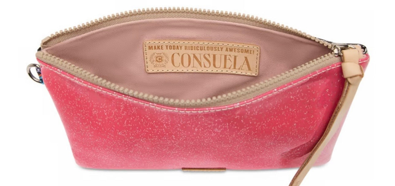 Consuela, Mighty Pouch, Bae