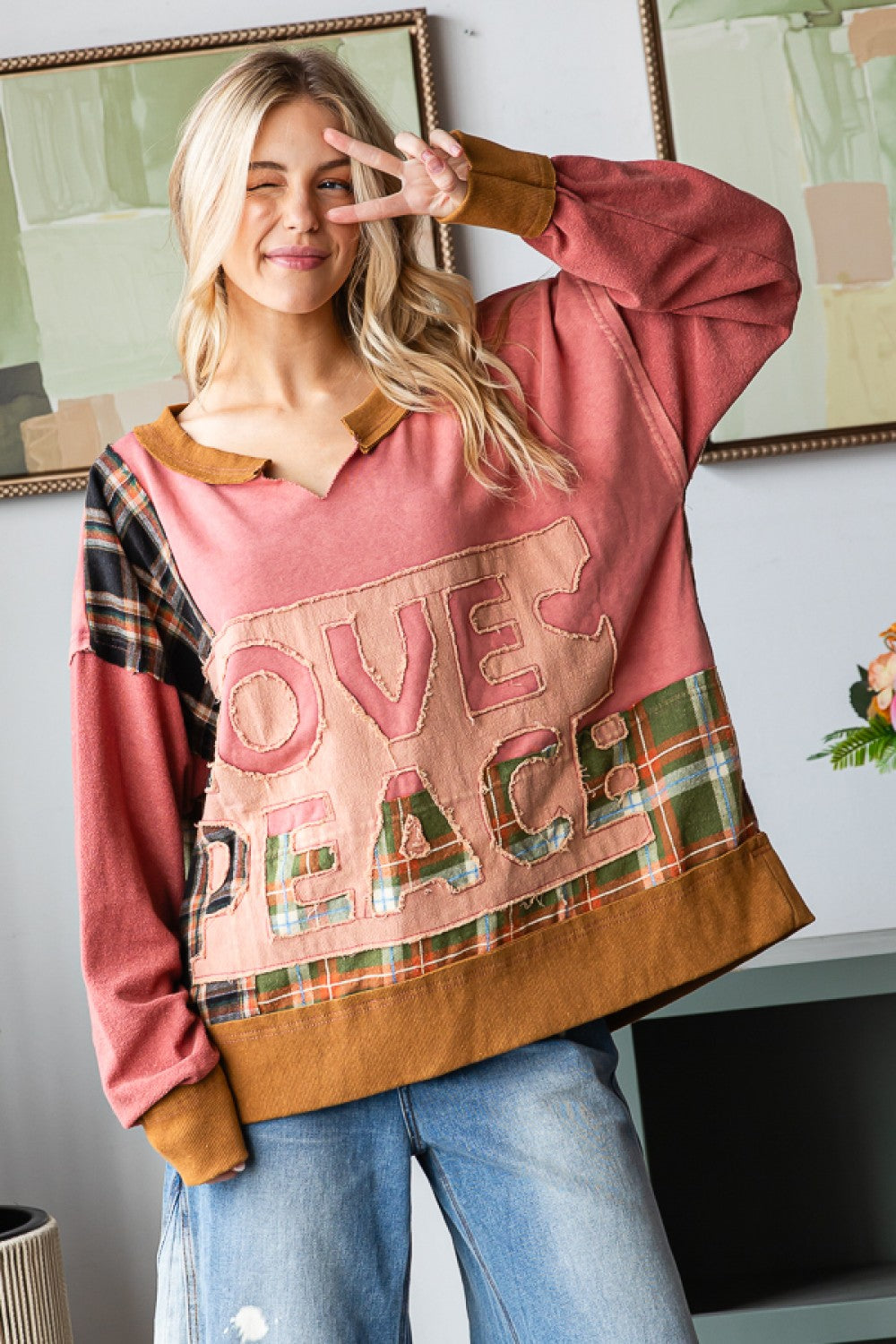 LOVE & PEACE PULLOVER