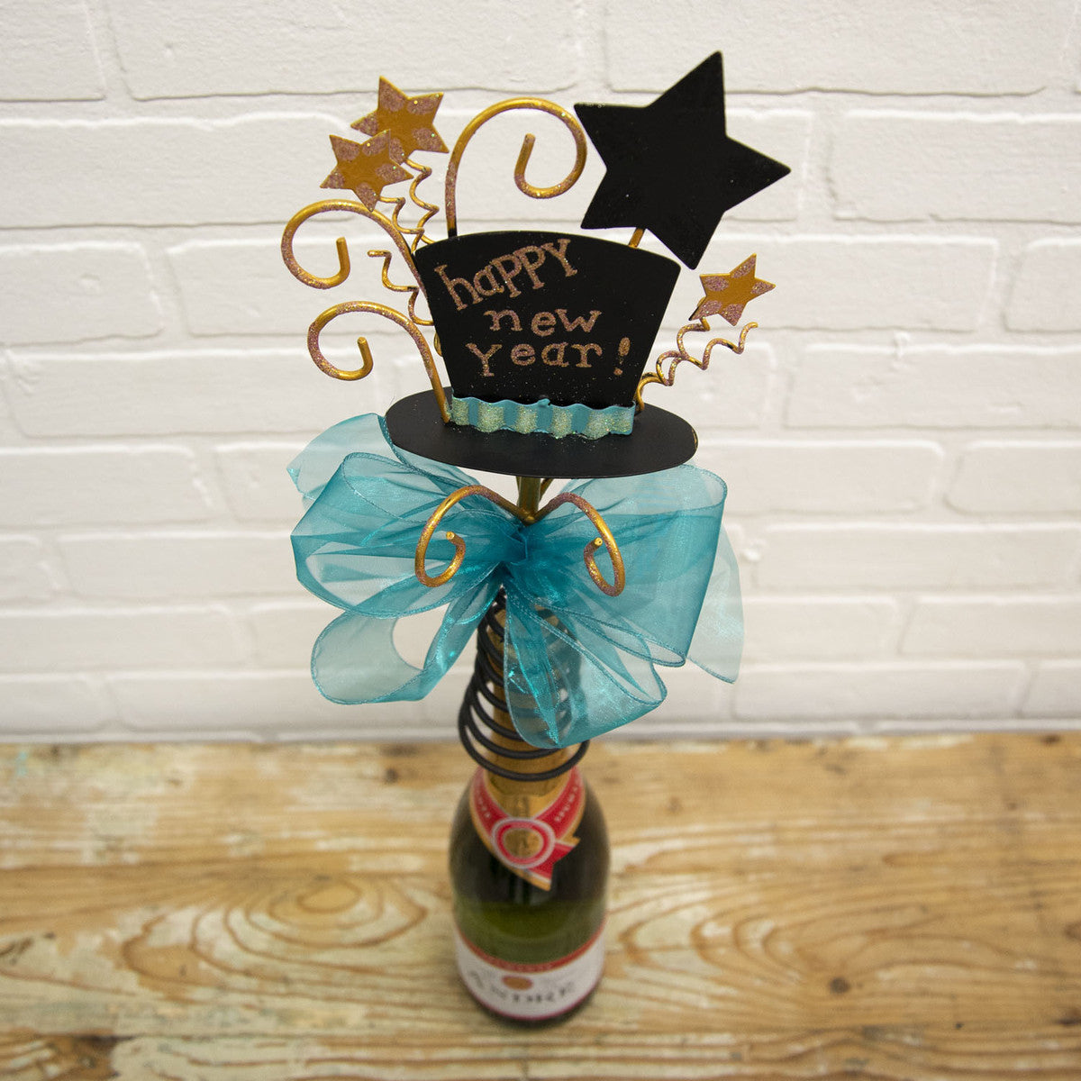 New Year's Hat Finial
