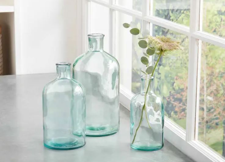 GLASS BOTTLE VASE