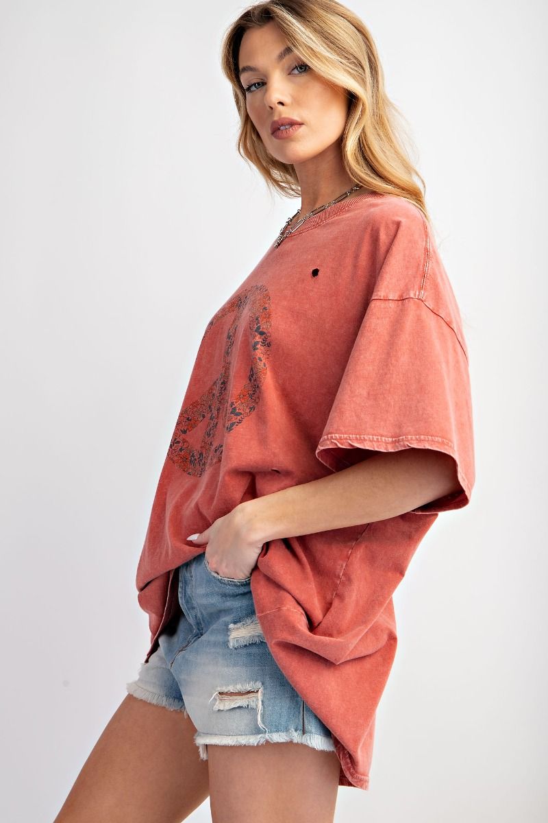 PEACE SIGN PRINTED WASHED TEE