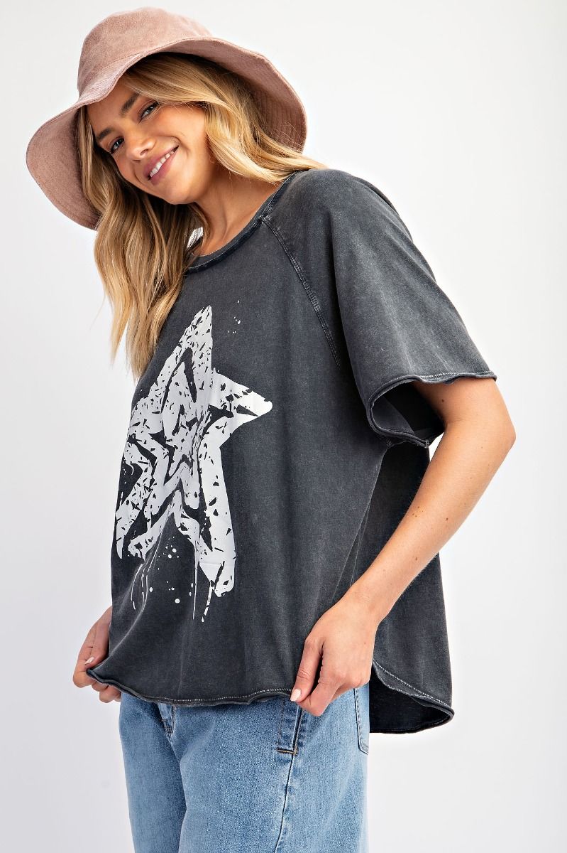 STAR PRINTED MINERAL WASHED TOP