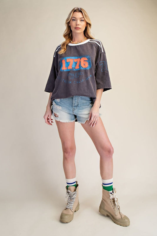 GRAPHIC 1776 WASHED TOP