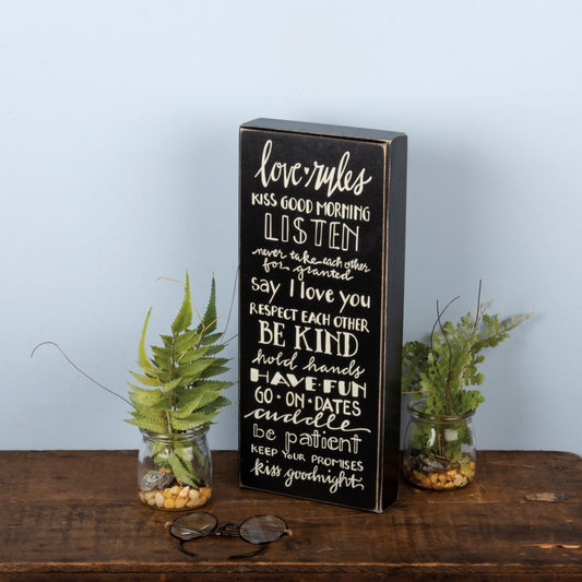 Love Rules Box Sign