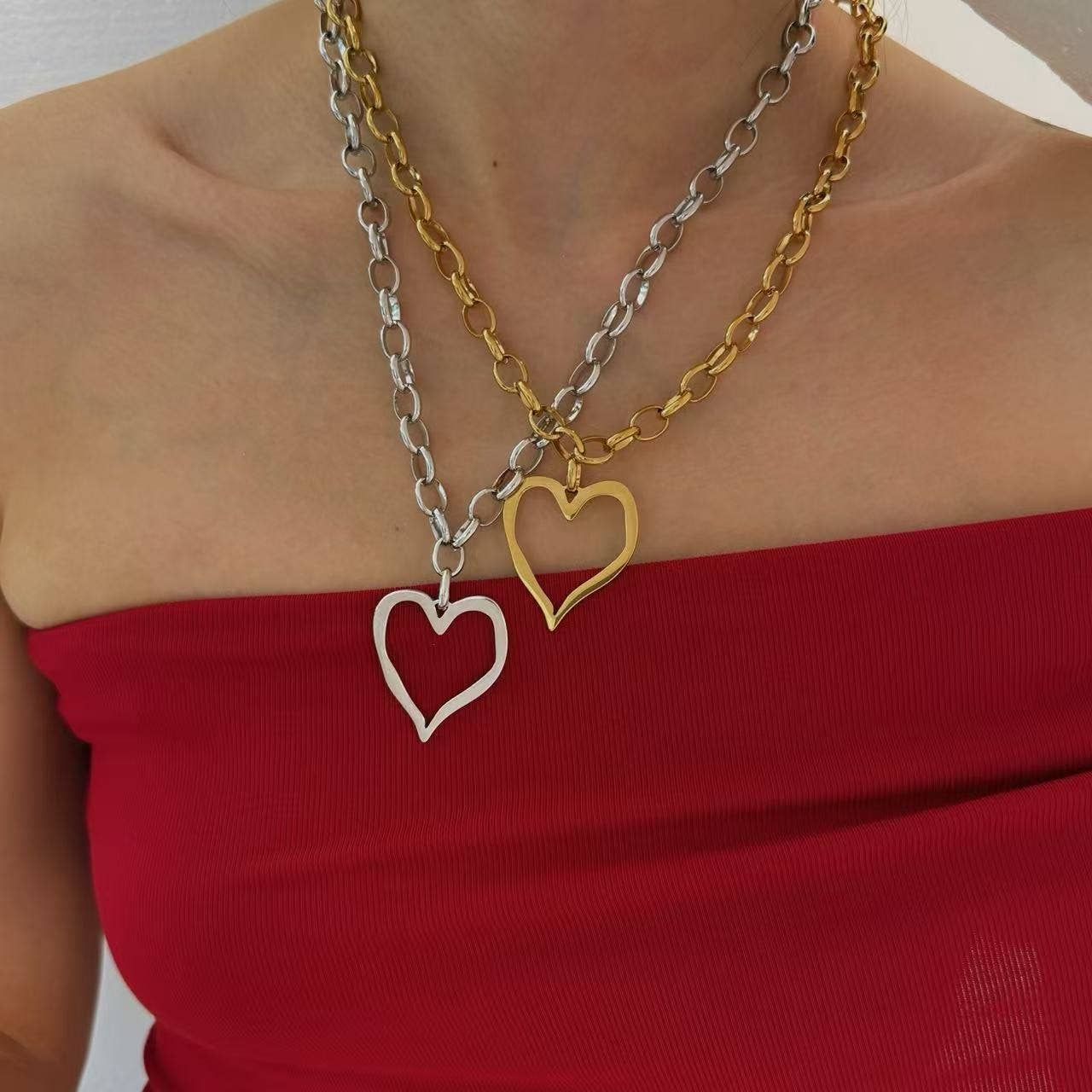 HEART NECKLACE