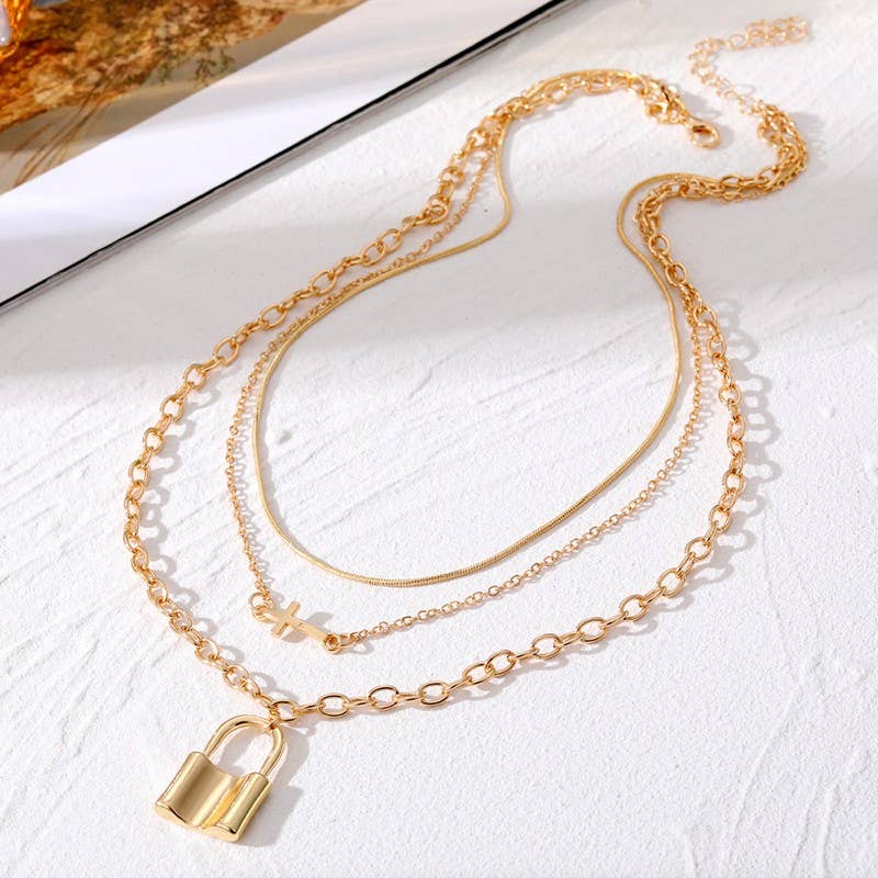 LAYERED NECKLACE