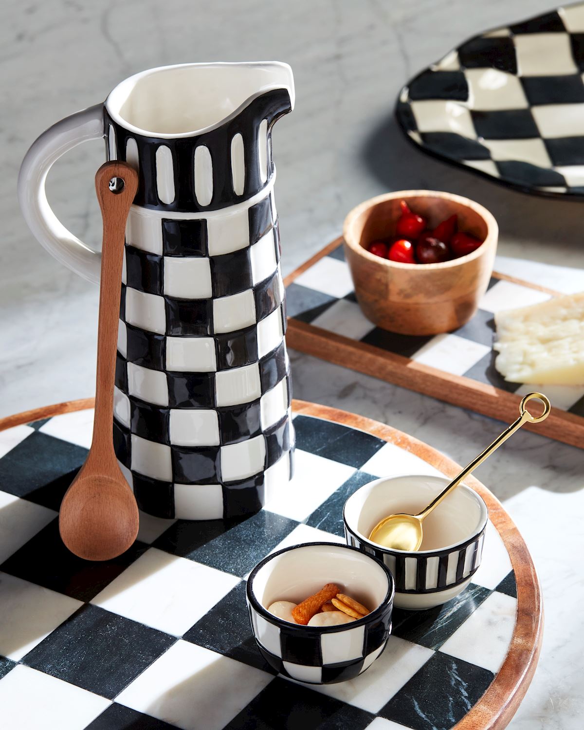 Black & White Check Pitcher Set