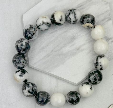Black and White Face Cut Agate Beads Bracelet