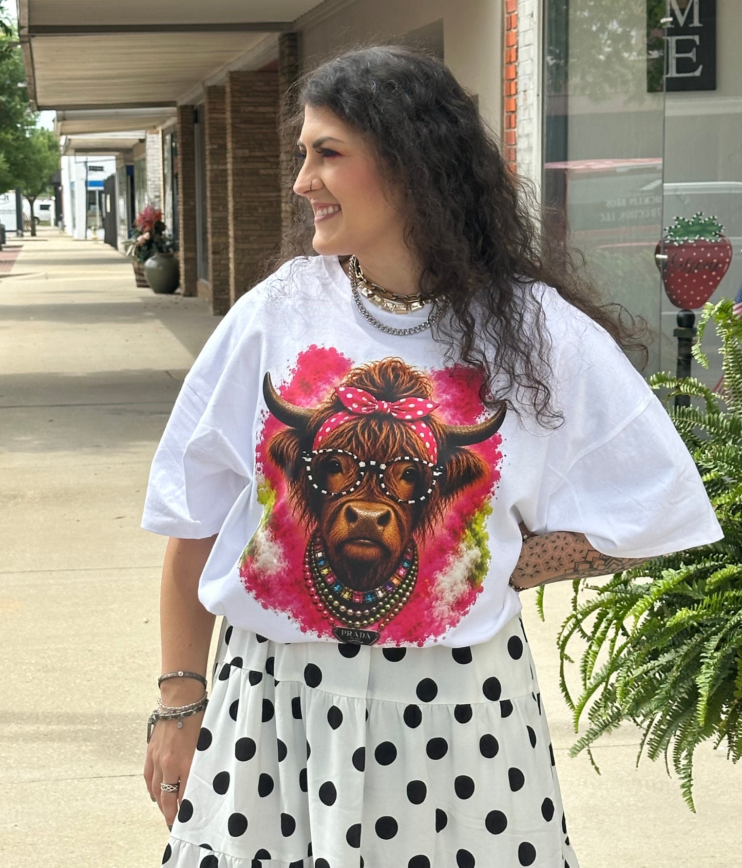 Haute Heifer Tee