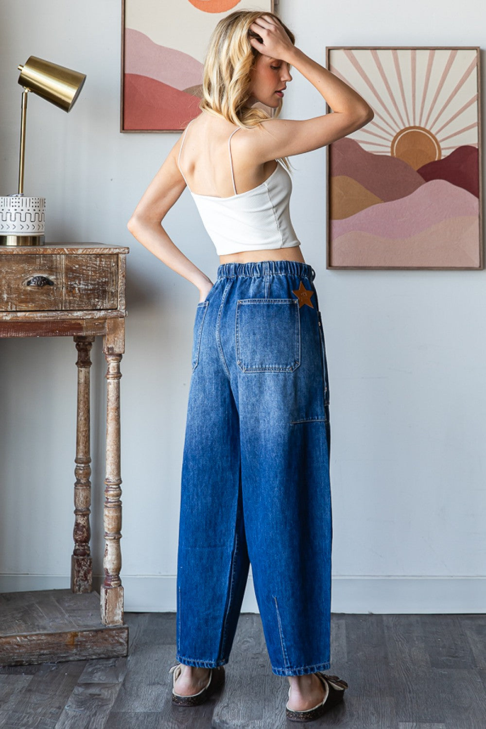 WASHED BARREL JEANS