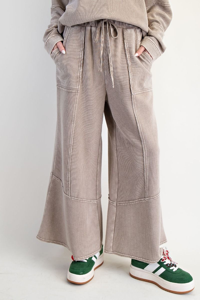 MOCHA TEXTURED PANTS