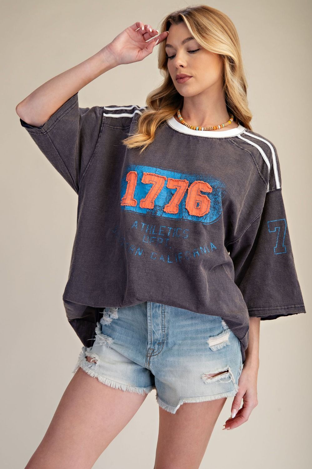 GRAPHIC 1776 WASHED TOP