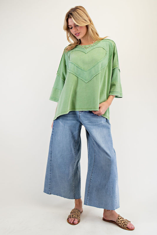 THERMAL MIX HEART PATCH MINERAL WASHED KNIT TOP