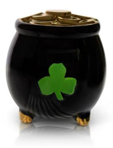 get lucky (pot of gold)