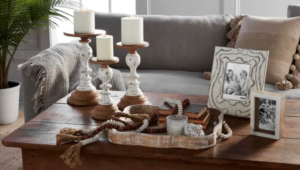 SCALLOPED WOOD TRAY