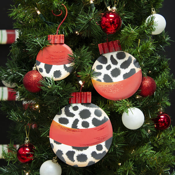ROUND LEOPARD ORNAMENTS