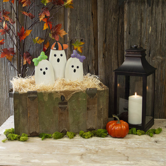 PILE OF TRICK OR TREAT GHOSTS